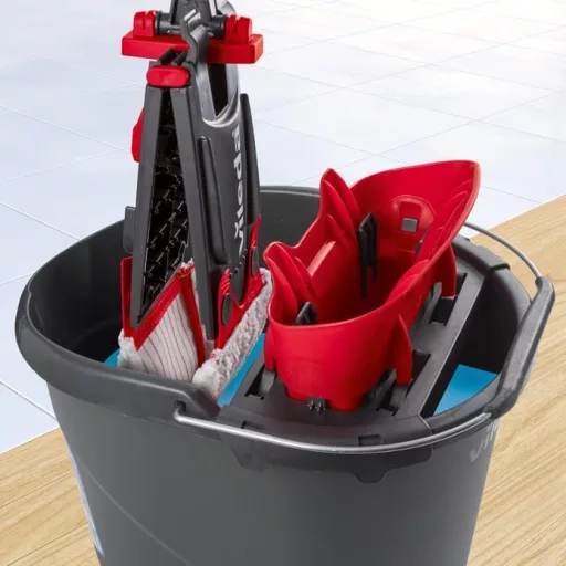 Vileda Ultramax Complete padlótisztító szett vödör és lapos moppal