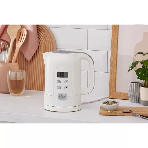 Digitálna rýchlovarná kanvica Russell Hobbs s reguláciou teploty 25 – 100 °C na prípravu dojčenského mlieka