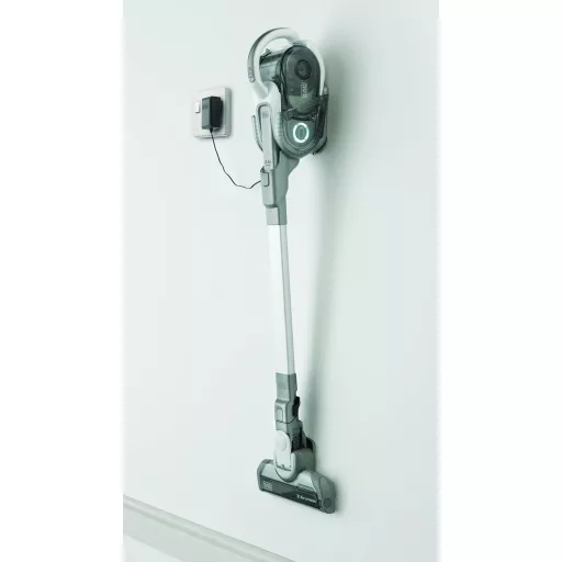 Aspirator de mână alb cu mâner BLACK+DECKER HVFE2150L-QW