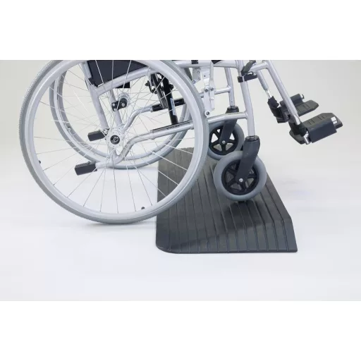 Rampă de prag din cauciuc The Ramp People pentru scaun cu rotile și scuter, 50 mm