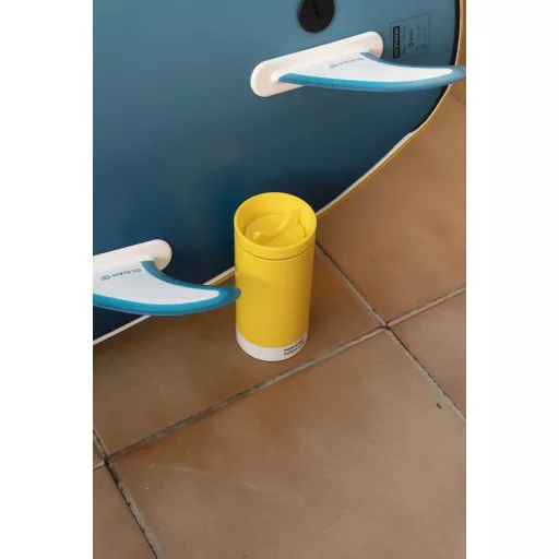 Cestovný hrnček Copenhagen Design Pantone z nehrdzavejúcej ocele, žltý, 400 ml