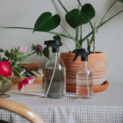 Kuishi Átlátszó Üveg Permetező Palack Fekete Pumpával 500ml Tartós Spray Flakon Tisztításhoz Növényápoláshoz