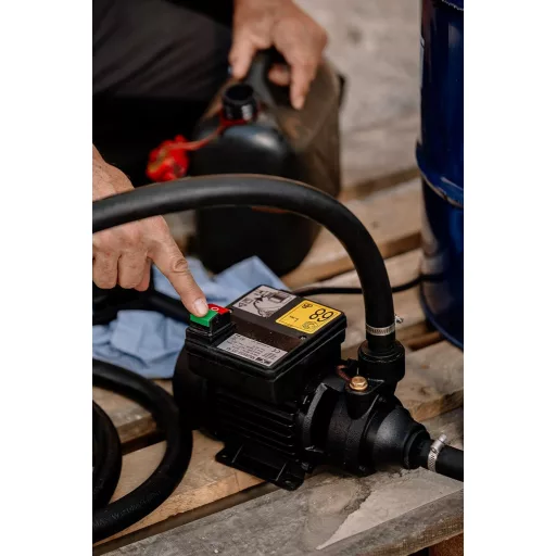 Cross Tools Diesel Üzemanyag Szivattyú 35m Csatornázó Tömlővel 2100 L/h