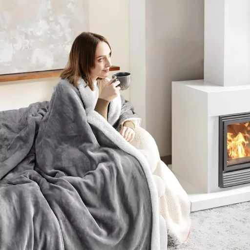 Bedsure Sherpa Kétoldalas Takaró, Extra Puha Flanel Pléd Kanapéra és Ágyra 150x200 cm