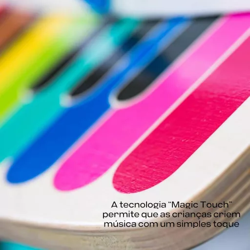 Baby Einstein Magic Touch Drevené Piano - Hudobná Rozvojová Hračka s 3 Notami, 6 Skladbami, od 6 Mesiacov