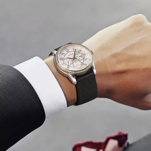 OLLREAR Uniszex Nylon Óraszíj Rozsdamentes Acél Ezüst Csattal 24 mm