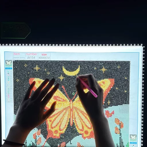 HSK A2 LED Rajztábla Érintésvezérelt Fényerőszabályzóval - 5500 Lux Világítás, Ultravékony Alumínium Keret, Tetováláshoz, Rajzoláshoz, Gyémá