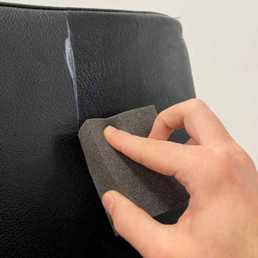 QM Cleaner bőrtisztító szett autóhoz - bőrápoló, kondicionáló, mikroszálas kendő