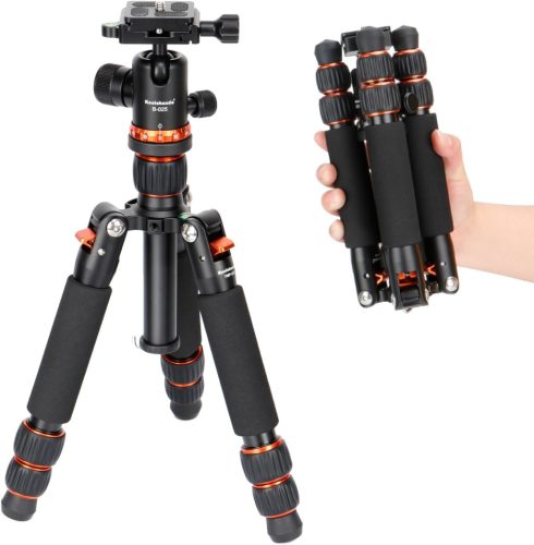 Koolehaoda Alumínium Mini Állvány DSLR Kamerákhoz - 63 cm, Narancssárga, 360° Gömbfejjel, 10 kg Teherbírás, Hordozható Utazó Tripod Videókam