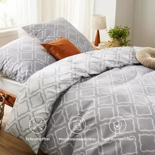 Bedsure Súprava mikrovláknových obliečok 155x220 cm, sivá s mriežkovaným vzorom, 3-dielna s vankúšom