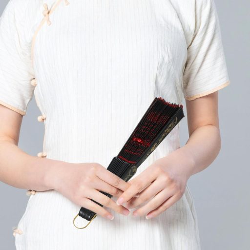 VOSAREA Vintage španielsky čipkovaný vejár červeno-čierny, doplnok ku kostýmu z 20. rokov