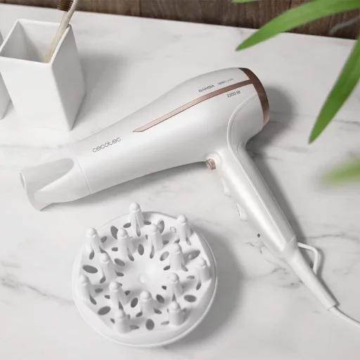 Cecotec Bamba IoniCare 5200 Aura 2300W ionos hajszárító diffúzorral és koncentrátorral - White, Motor DC