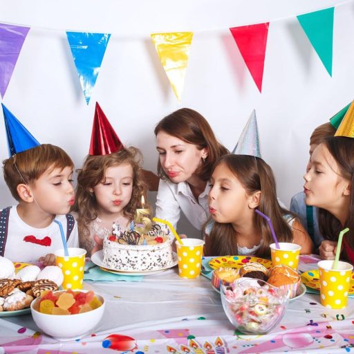 URAQT Zlatne svjetlucave rođendanske svjećice s brojevima - Dekoracija za torte bez dima za rođendane, vjenčanja, zabave - 4 komada ukrasnih voštanih svijeća