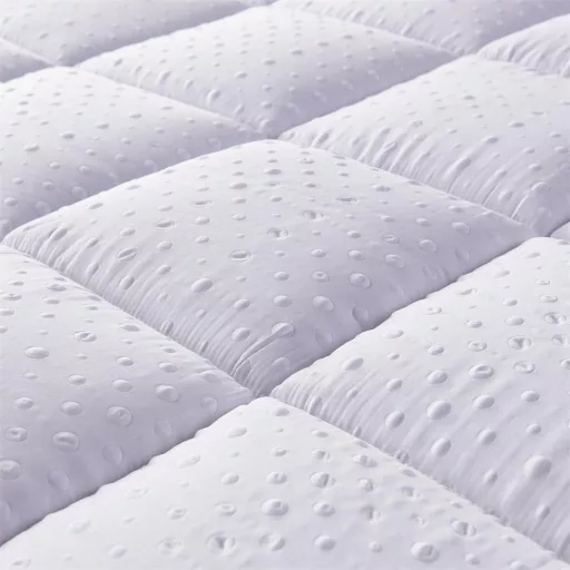 Bedecor Ultra Puha Matracvédő Csúszásmentes 3D Masszázs Buborék Fedéllel - 150 x 200 cm