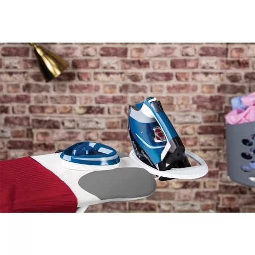 Russell Hobbs One Temperature Vízforraló Egyszerű Kezelésű