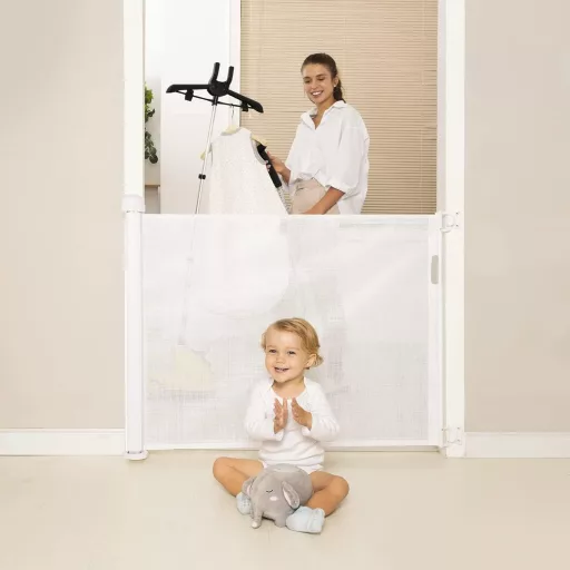 Momcozy Behúzható Biztonsági Ajtórács Gyerekeknek és Háziállatoknak - Lépcsőhöz és Ajtóhoz, Bel- és Kültéri Használatra, 127 cm Széles
