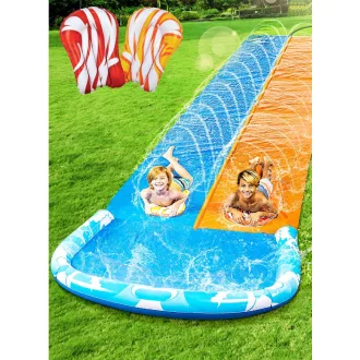   JOYIN 685 cm csúszda vízcsúszdával, 2 testdeszkával és beépített permetezővel