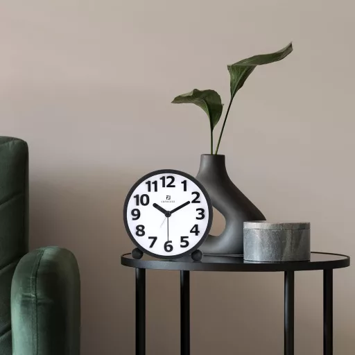 Lafocuse Analóg Ébresztőóra 10,5" Csendesen Működő 3D Számokkal Éjszakai Fénnyel