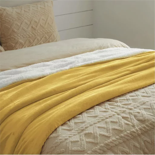 Pătură Bedsure Sherpa Dublă Față, Plaid Flanel Extra Moale pentru Canapea și Pat