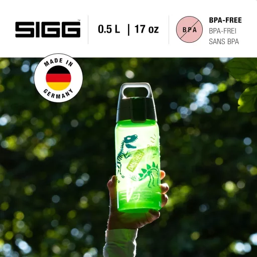SIGG Viva One gyerekitalos palack 0,5L szódásodó, szellőzésmentes, mosogatógépben mosható - 1 Jurassica, 1 Classic