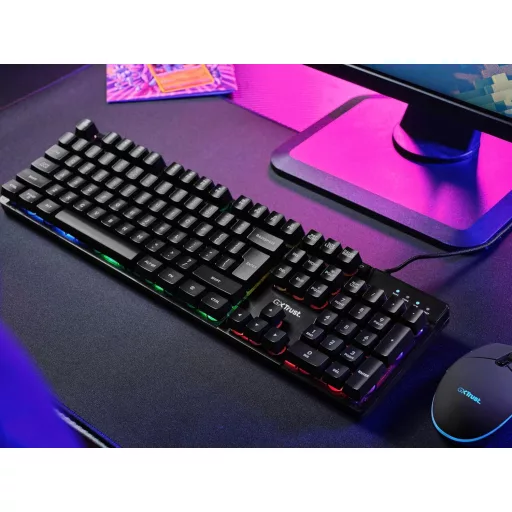 Trust Gaming GXT 835 Azor Gamer Billentyűzet RGB Világítással, Német QWERTZ, Teljes Méret