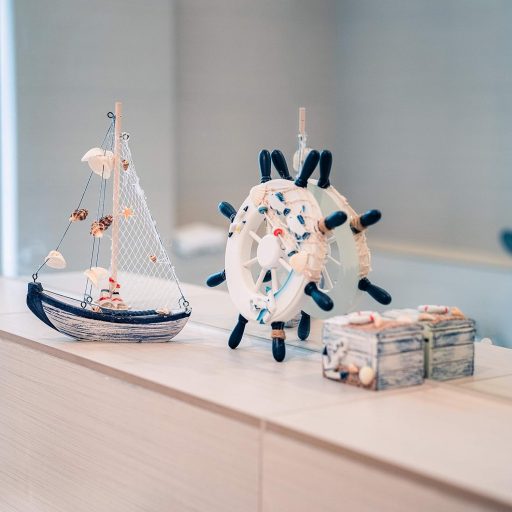 Set decorațiuni pentru baie Flanacom, 3 piese, stil marin, accesorii din lemn