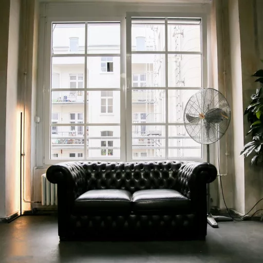 LYCKLY Lampadar LED Minimalist de Lux - Negru - Lampă de Colț cu Intensitate Reglabilă, de Culoare Neagră - Stâlp Luminos cu Lumină Caldă pentru Utilizare în Interior