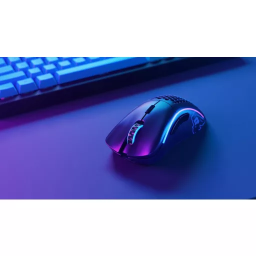 GLORIOUS Model D Wireless Gaming Egér - 69g Ultrakönnyű, 2.4GHz, 71h Akkumulátor, RGB, Ergonomikus - black (matt), Model D