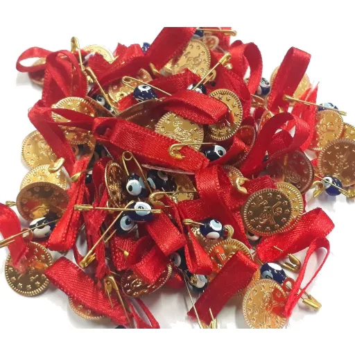 Perlin Nazar Boncuk Kék Szem Szerencse Amulettek Arany Fém Gyöngyökkel, Biztosítótűvel és Zsinórral, 100 Darabos Csomag