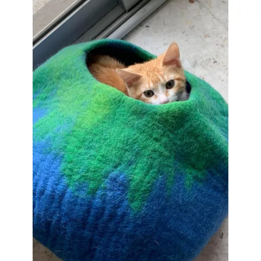 Peștera pentru pisici Woolygon, din lână - Ascunzătoare ecologică din pâslă, lucrată manual din lână merinos 100%, cu funcție de auto-încălzire, pentru pisici de toate dimensiunile, Ind