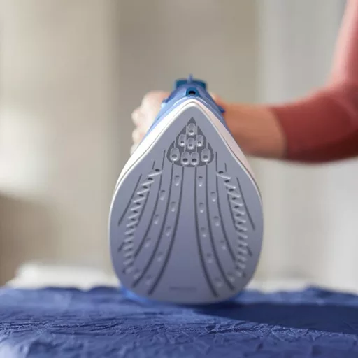 Philips Steam Iron 3000 gőzvasaló 2400W, 40g/perc gőzkimenet, kerámia talp