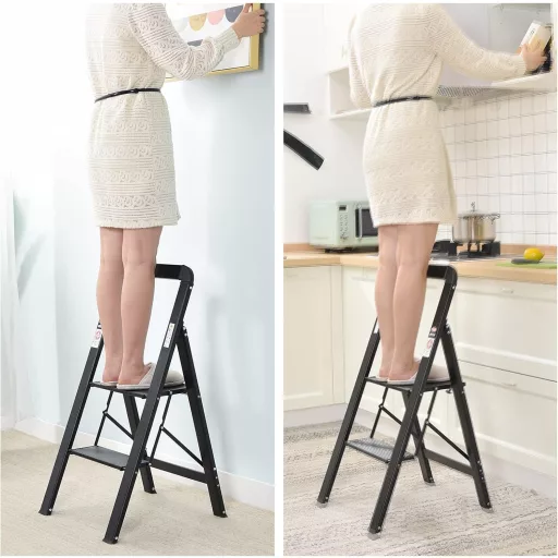 KINGRACK 2 lépcsős alumínium összecsukható létra korláttal 150 kg terhelhetőség