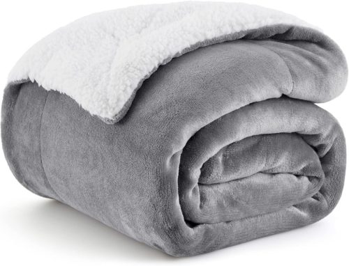 Pătură Sherpa Moale BEDSURE - Plaid călduros din fleece pentru canapea și pat, cuvertură groasă și pufoasă, gri, 130x150 cm