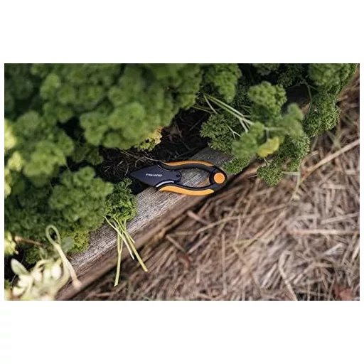 Fiskars Herb Scissors 5.1" rozsdamentes acél pengék fekete-narancssárga SP-220