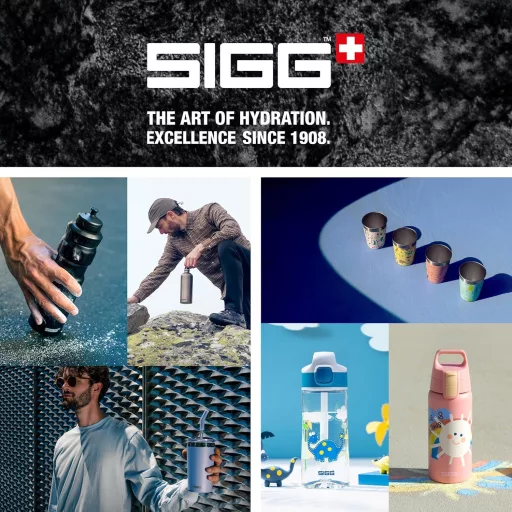 SIGG Total Clear ONE Tritan ivópalack 0,75L szénlezárható, mosogatógépbiztos, szivárgatásmentes - Blue, 0.75 L