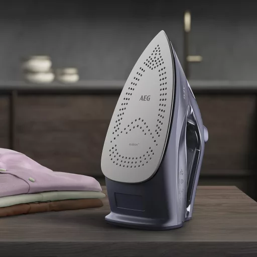 AEG SI6-1-4MN DELICATE 6000 Gőzvasaló Misty Navy