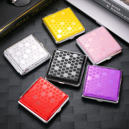 Oumezon PU bőr cigarettatartó fém 20 szál-hez, 6 szín, rugalmas zárral