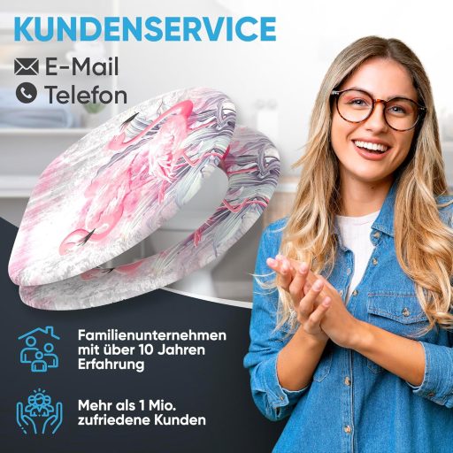 WC sedadlo Sanilo Flamingo s pomalým zatváraním - drevené, ľahko namontovateľné, s odolnými pántmi, toaletné veko s motívom plameniaka.