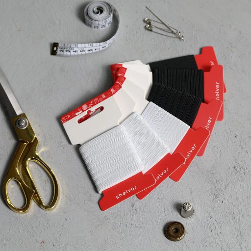 Shelver 4mm Lapos Gumi Fekete Varráshoz 5 Méter