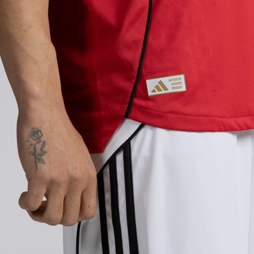 Autentický domáci dres Adidas Manchester United 25/26, veľkosť S, číslo 8 Bruno Fernandes
