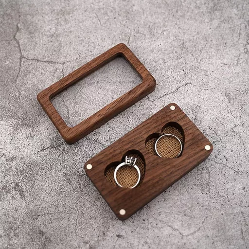 Laluky Személyre szabható Fa Gyűrűtartó Doboz, Dupla Szív Eljegyzési és Esküvői Gyűrűtartó