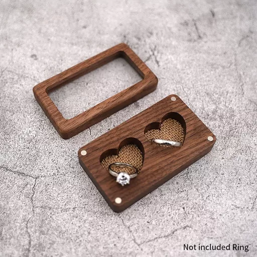 Laluky Cutie personalizabilă din lemn pentru verighete, suport verighete dublu în formă de inimă pentru logodnă și nuntă