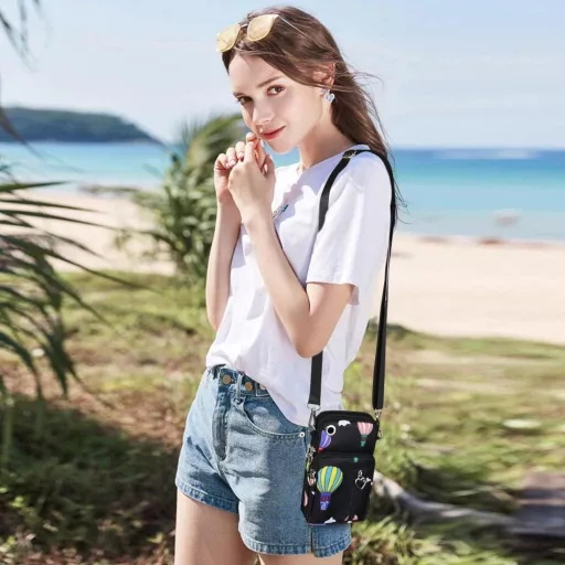 Aucuu Nylon Női Telefontáska Válltáska Fülhallgatónyílással 7 Colos Telefonhoz