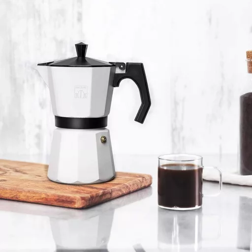 Cecotec Italian Cumbia Mokclassic 1200 kávéfőző 775ml krém alumínium 12 csészéhez