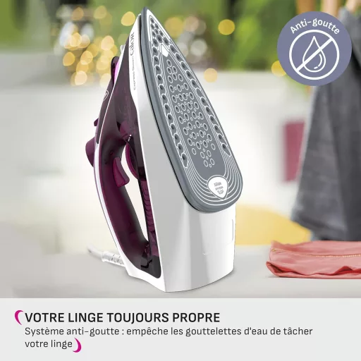 Calor Express 2400W gőzvasaló 35g/min gőzteljesítmény kerámia talppal