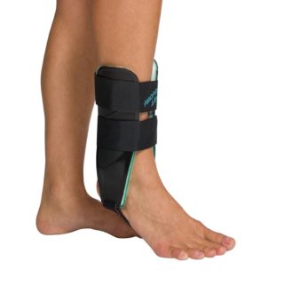   Univerzálna členková ortéza DJO Air-Stirrup kompatibilná s Aircast