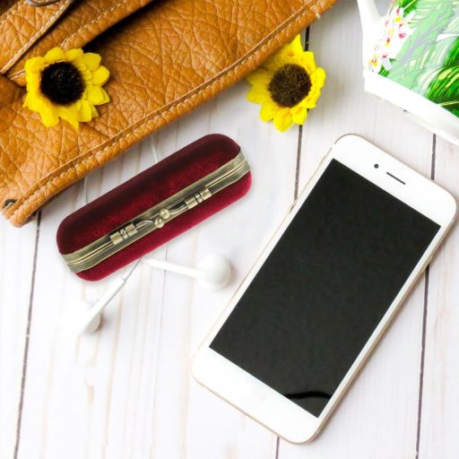 KALLORY Vintage Ajakfény Tartó Tükörrel és Gyöngy Díszítéssel Boros Vörös