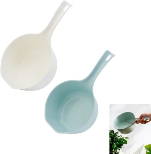 Set de cupe/cănițe KUNANG pentru apă, din plastic, 2 bucăți - alb și verde, pentru bucătărie, baie și grădină.