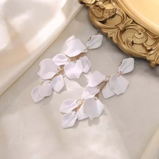 EVER FAITH Hosszú Virágszirmok Női Fülbevaló Akril Statement Lógó Ékszer