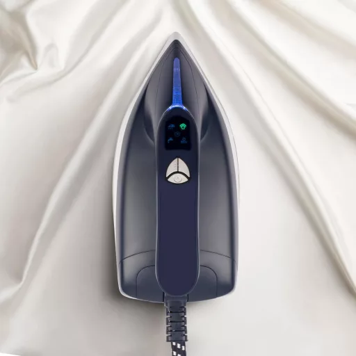 H.Koenig V7 gőzállomás 2200W, 5.5 bar nyomás, 120g/perc gőzlökés, kerámia talp